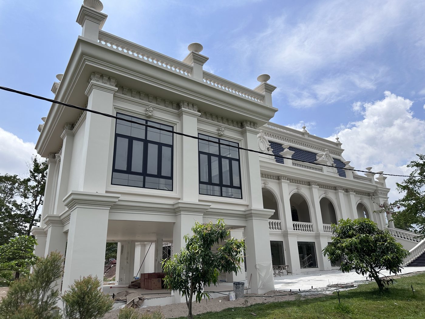 Luxury farm villa in Laos